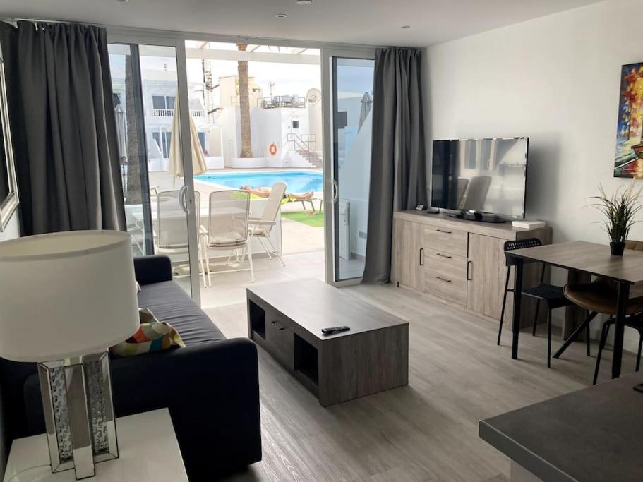 Puerto Del Carmen Airconditioned 2Bed Poolside Apt Exterior foto